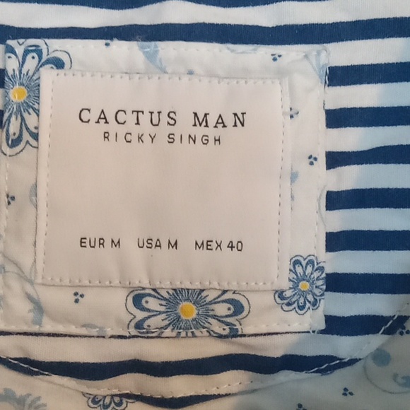 Men's White and Blue Patterned Casual Shirt - Picture 3 of 6